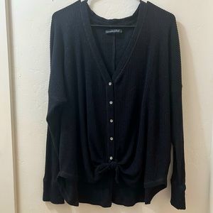 Comfy Tie Front Abercrombie & Fitch Top Black Size L